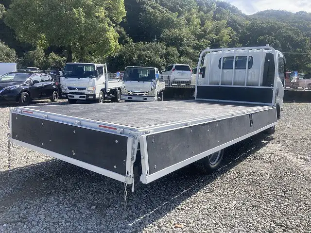 マツダ タイタン 小型 平ボディ 2RG-LPR88AR R4の中古トラック画像7