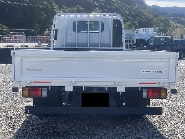 マツダ タイタン 小型 平ボディ 2RG-LPR88AR R4の中古トラック画像4