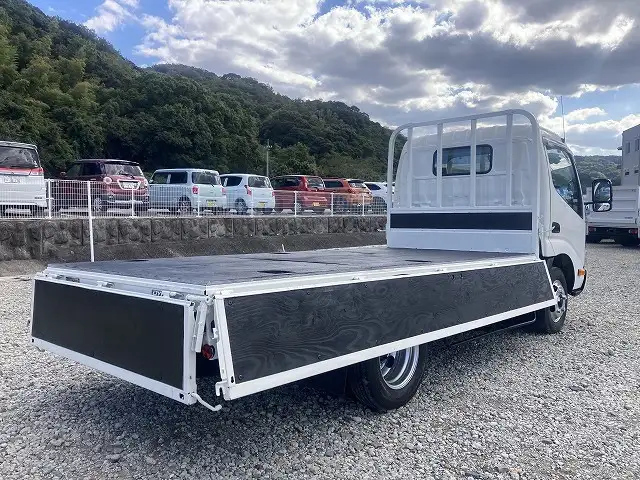 トヨタ ダイナ 小型 平ボディ TPG-XZC645 H29の中古トラック画像8