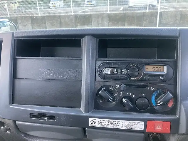 いすゞ エルフ 小型 平ボディ パワーゲート 床鉄板の中古トラック画像12