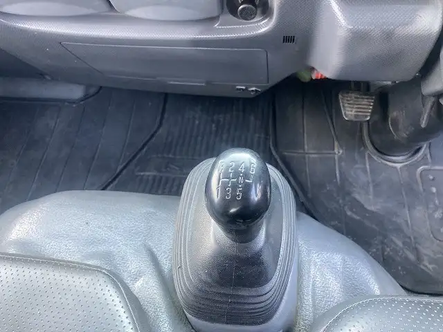 いすゞ エルフ 小型 平ボディ パワーゲート 床鉄板の中古トラック画像14