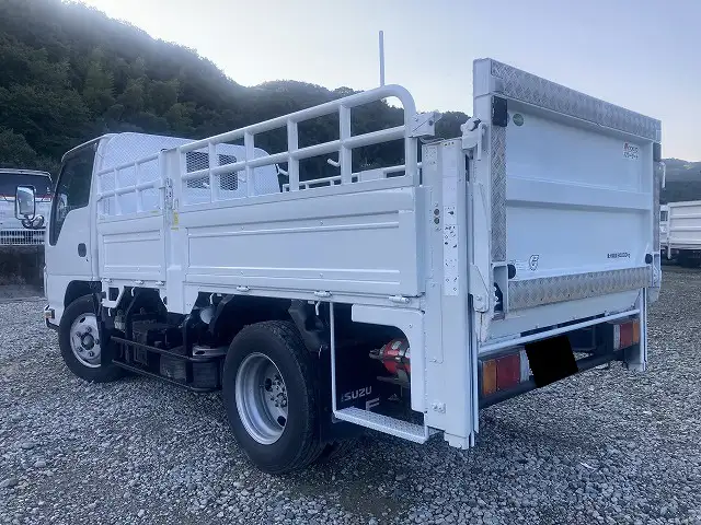 いすゞ エルフ 小型 平ボディ パワーゲート 床鉄板の中古トラック画像5