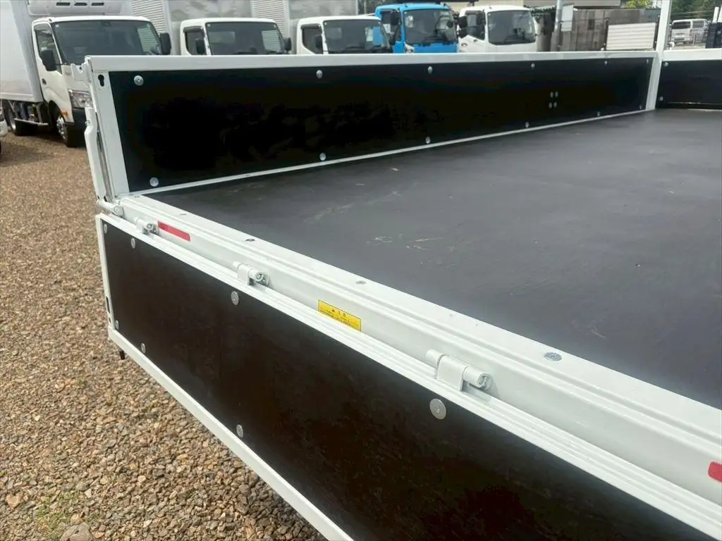 三菱 キャンター 小型 クレーン付 4段 ラジコンの中古トラック画像9