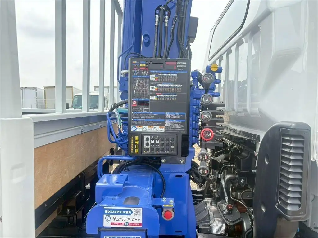 三菱 キャンター 小型 クレーン付 4段 ラジコンの中古トラック画像11