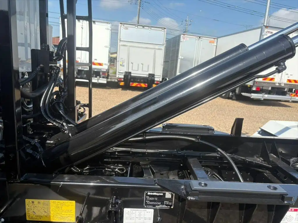 三菱 キャンター 小型 アームロール ツインホイスト 2RG-FBAV0の中古トラック画像9