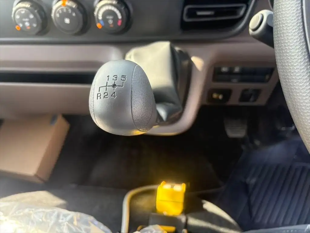 三菱 キャンター 小型 アームロール ツインホイスト 2RG-FBAV0の中古トラック画像15