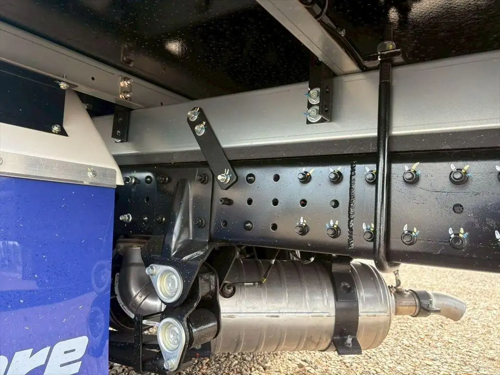 三菱 キャンター 小型 冷凍冷蔵 低温 床ステンの中古トラック画像19