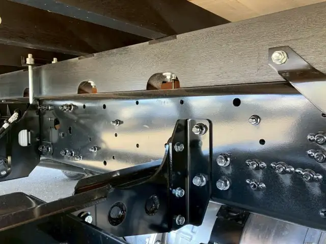 三菱 ファイター 中型/増トン 平ボディ ベッド 2KG-FK62Fの中古トラック画像18