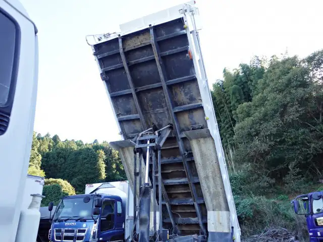 いすゞ ギガ 大型 ダンプ コボレーン ベッドの中古トラック画像16