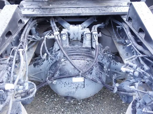 いすゞ ギガ 大型 トラクター ハイルーフ 1デフの中古トラック画像18