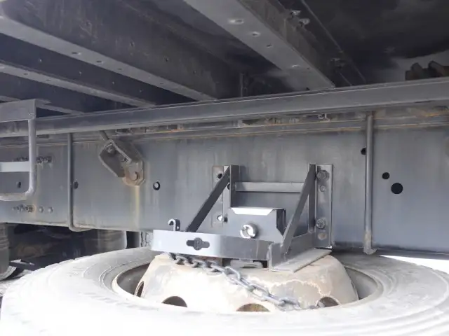 日産UD クオン 大型 ウイング エアサス ベッドの中古トラック画像18