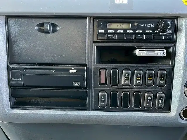 三菱 ファイター 中型/増トン ウイング エアサス ベッドの中古トラック画像14