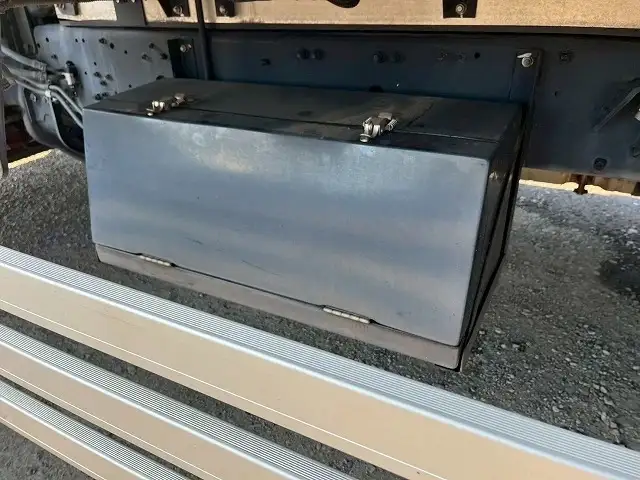 三菱 ファイター 中型/増トン ウイング エアサス ベッドの中古トラック画像像17