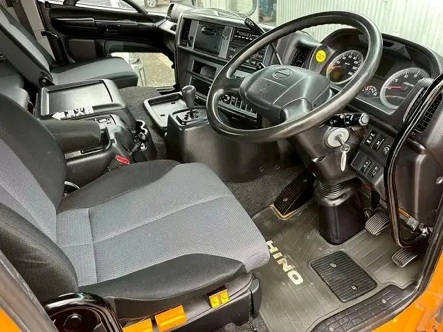 日野 プロフィア 大型 トラクター ハイルーフ 1デフの中古トラック画像10