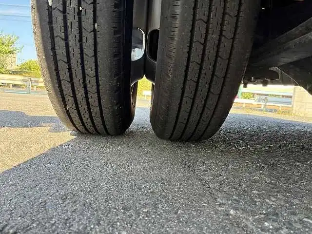 三菱 キャンター 小型 平ボディ Wキャブ 2RG-FBA20の中古トラック画像20