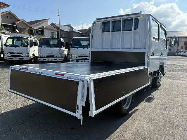 三菱 キャンター 小型 平ボディ Wキャブ 2RG-FBA20の中古トラック画像7