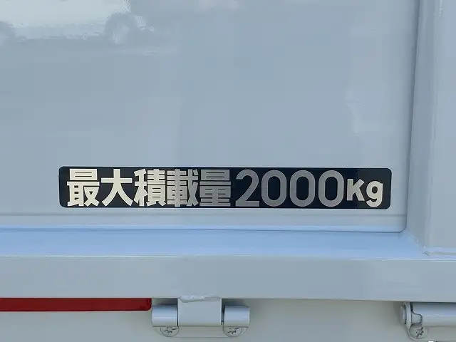三菱 キャンター 小型 平ボディ Wキャブ 2RG-FBA20の中古トラック画像9