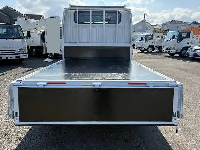 三菱 キャンター 小型 平ボディ Wキャブ 2RG-FBA20の中古トラック画像8