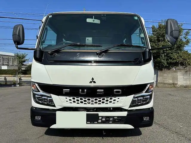 三菱 キャンター 小型 平ボディ Wキャブ 2RG-FBA20の中古トラック画像2