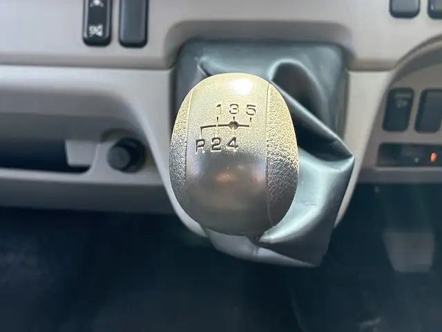 三菱 キャンター 小型 平ボディ Wキャブ 2RG-FBA20の中古トラック画像14