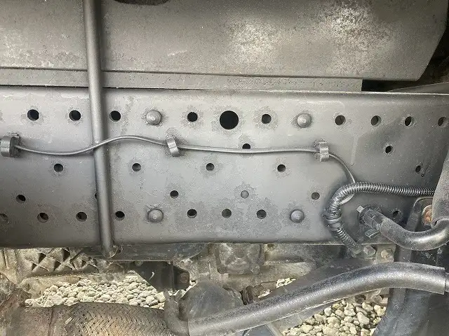 いすゞ エルフ 小型 平ボディ 床鉄板 BDG-NKR85Aの中古トラック画像16