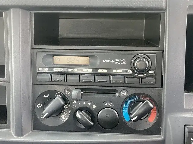 いすゞ エルフ 小型 平ボディ 床鉄板 BDG-NKR85Aの中古トラック画像13