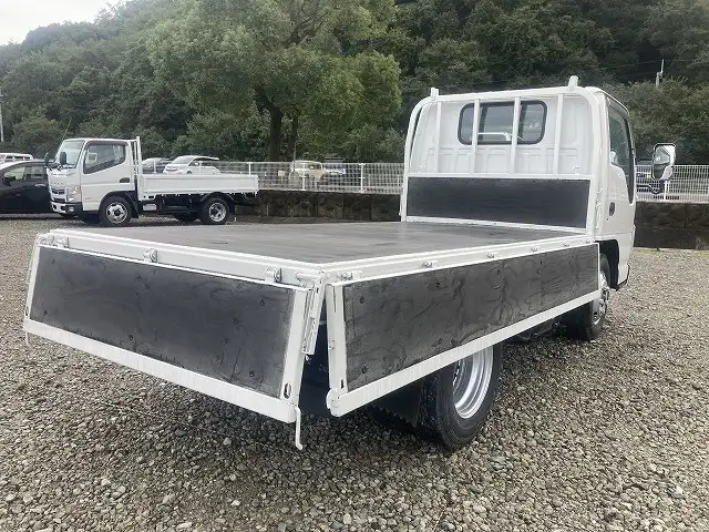 いすゞ エルフ 小型 平ボディ 床鉄板 BDG-NKR85Aの中古トラック画像7
