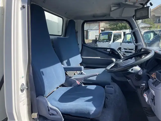 三菱 キャンター 小型 冷凍冷蔵 低温 サイドドアの中古トラック画像11