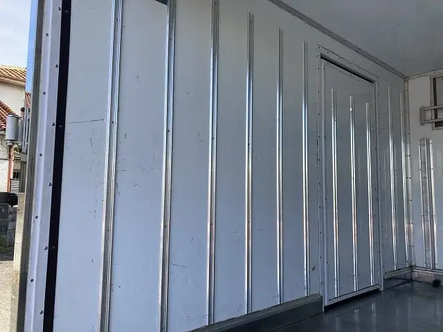 三菱 キャンター 小型 冷凍冷蔵 低温 サイドドアの中古トラック画像8