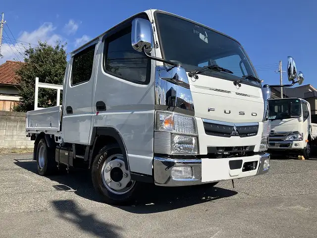 三菱 キャンター 小型 平ボディ Wキャブ 床鉄板の中古トラック画像3