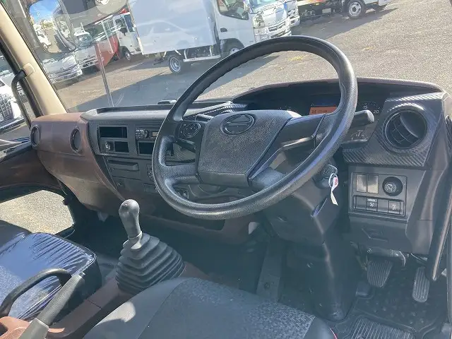 日野 レンジャー 中型/増トン クレーン付 4段 ラジコンの中古トラック画像12