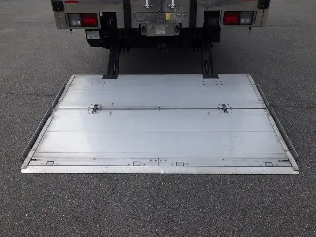 日野 レンジャー 中型/増トン 冷凍冷蔵 低温 パワーゲートの中古トラック画像5