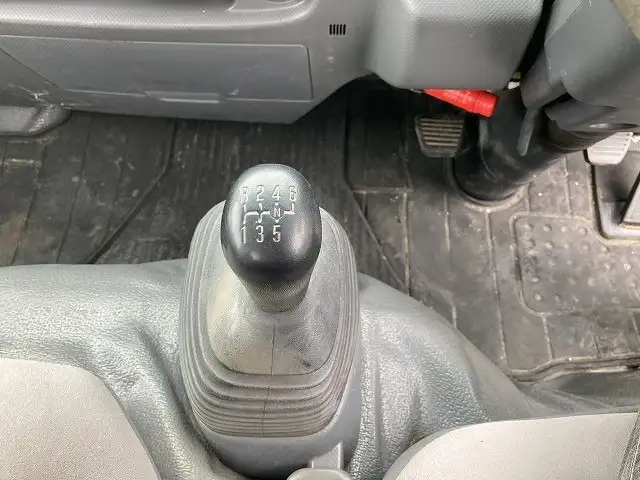 いすゞ エルフ 小型 平ボディ パワーゲート TRG-NKR85Aの中古トラック画像14