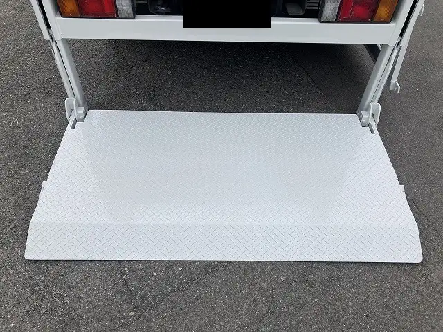 いすゞ エルフ 小型 平ボディ パワーゲート TRG-NKR85Aの中古トラック画像8