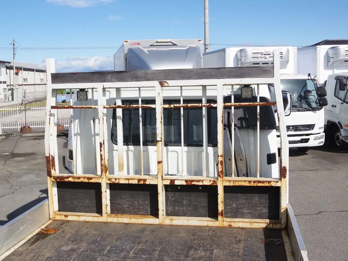 三菱 ファイター 中型/増トン 平ボディ アルミブロック ベッドの中古トラック画像9