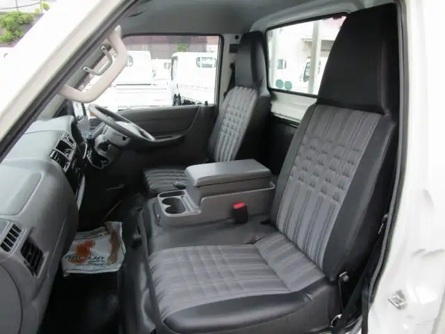 マツダ ボンゴ 小型 平ボディ DBF-SLP2T R2の中古トラック画像12