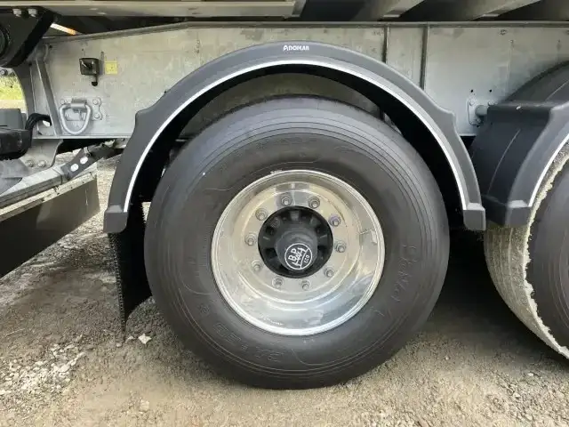 輸入車・その他 輸入車その他 トレーラー/その他 トレーラー 3軸 1デフの中古トラック画像15