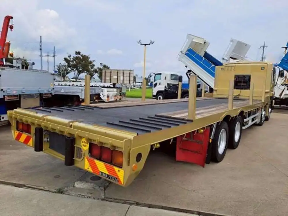 いすゞ ギガ 大型 車両重機運搬 ウインチ エアサスの中古トラック画像4