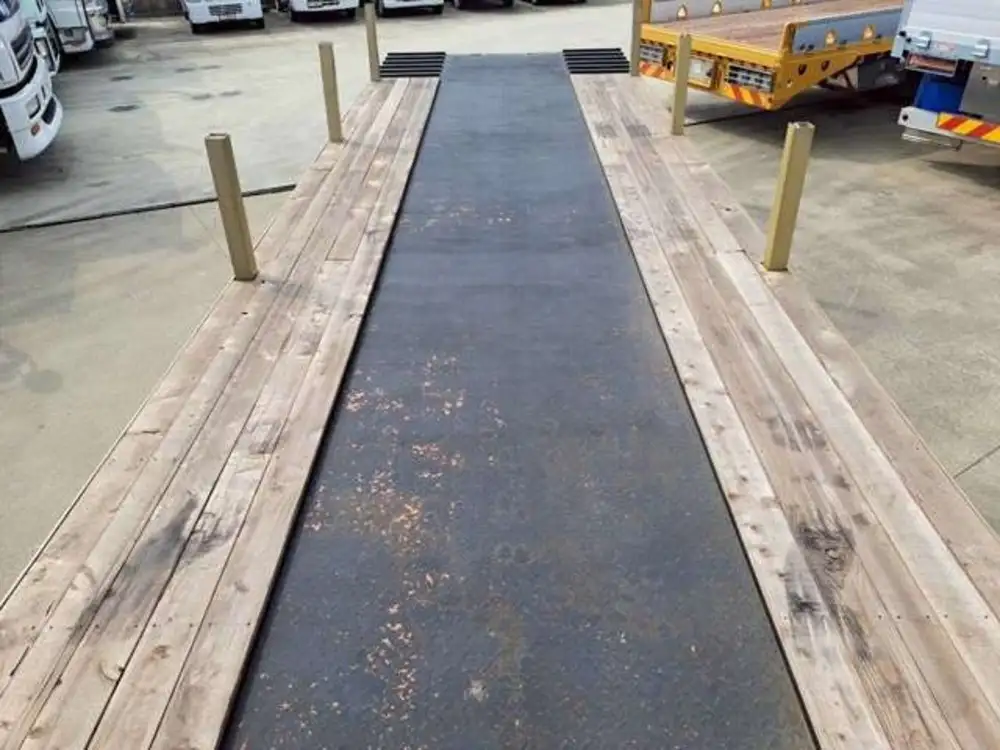 いすゞ ギガ 大型 車両重機運搬 ウインチ エアサスの中古トラック画像8