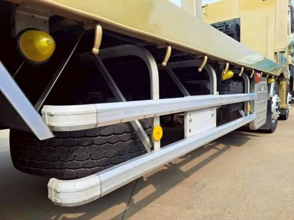 いすゞ ギガ 大型 車両重機運搬 ウインチ エアサスの中古トラック画像15