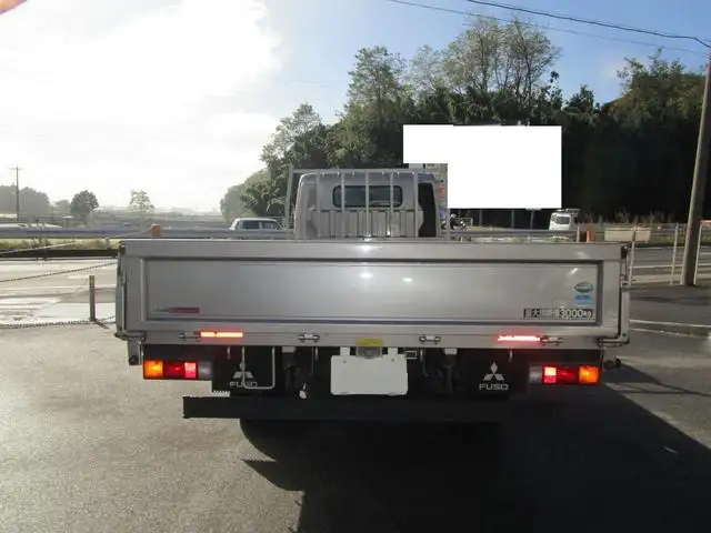 三菱 キャンター 小型 平ボディ 床鉄板 カスタムの中古トラック画像4