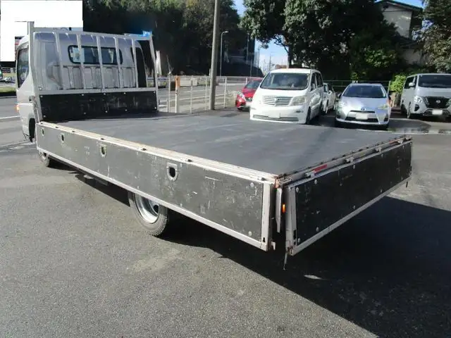 三菱 キャンター 小型 平ボディ 床鉄板 カスタムの中古トラック画像8