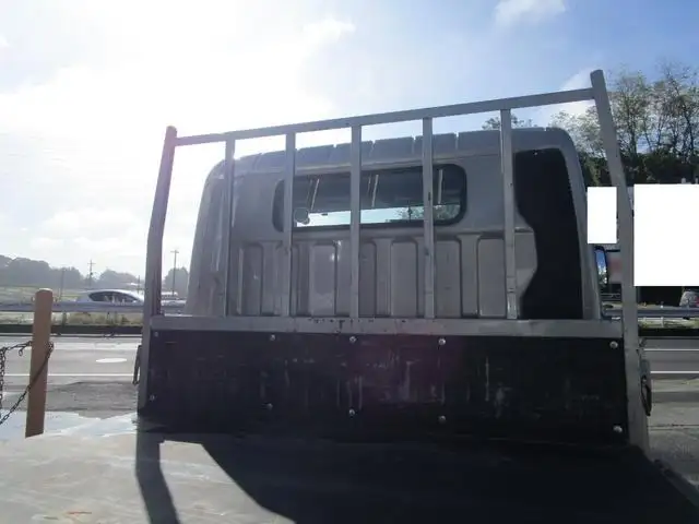 三菱 キャンター 小型 平ボディ 床鉄板 カスタムの中古トラック画像9