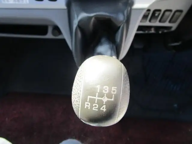 三菱 キャンター 小型 平ボディ 床鉄板 カスタムの中古トラック画像15