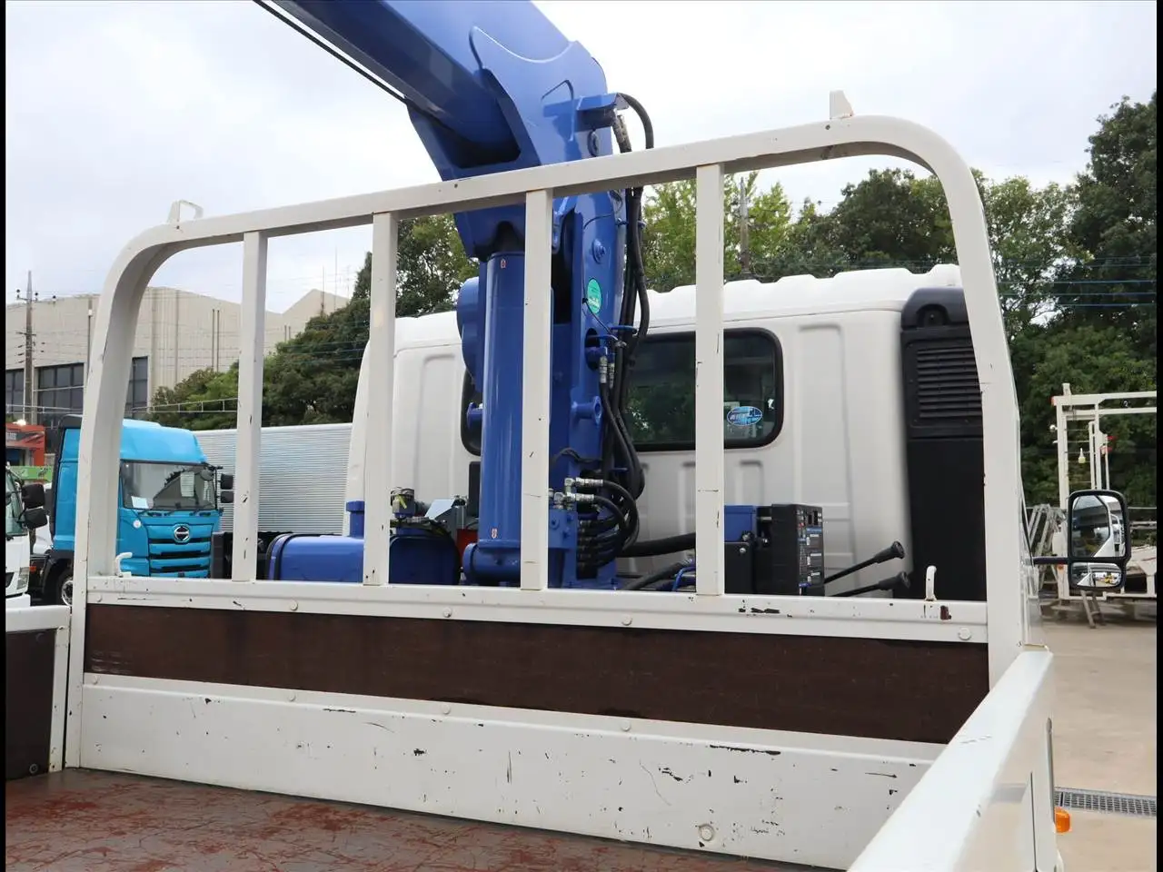 トヨタ ダイナ 小型 クレーン付 床鉄板 4段の中古トラック画像7