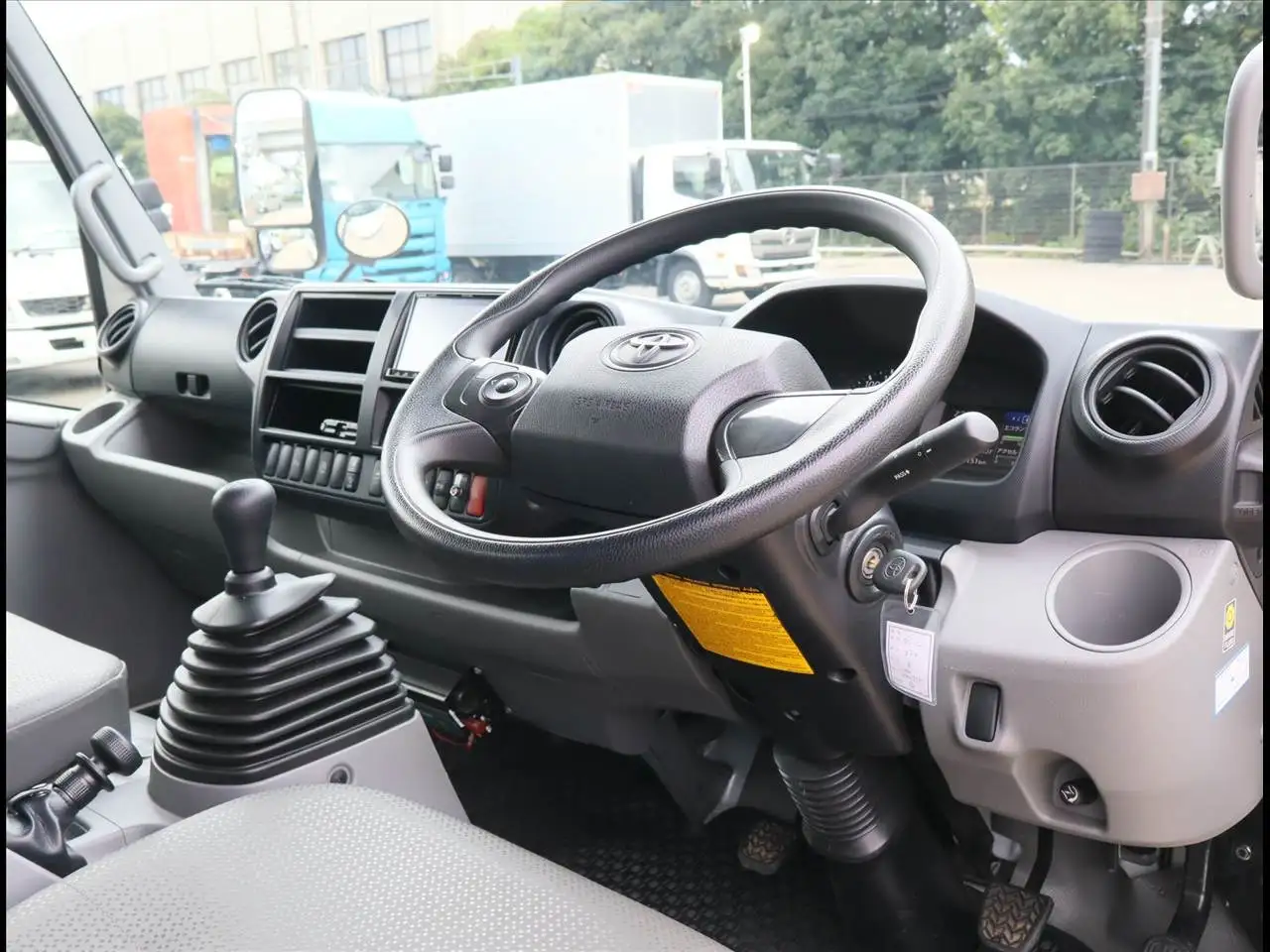 トヨタ ダイナ 小型 クレーン付 床鉄板 4段の中古トラック画像14