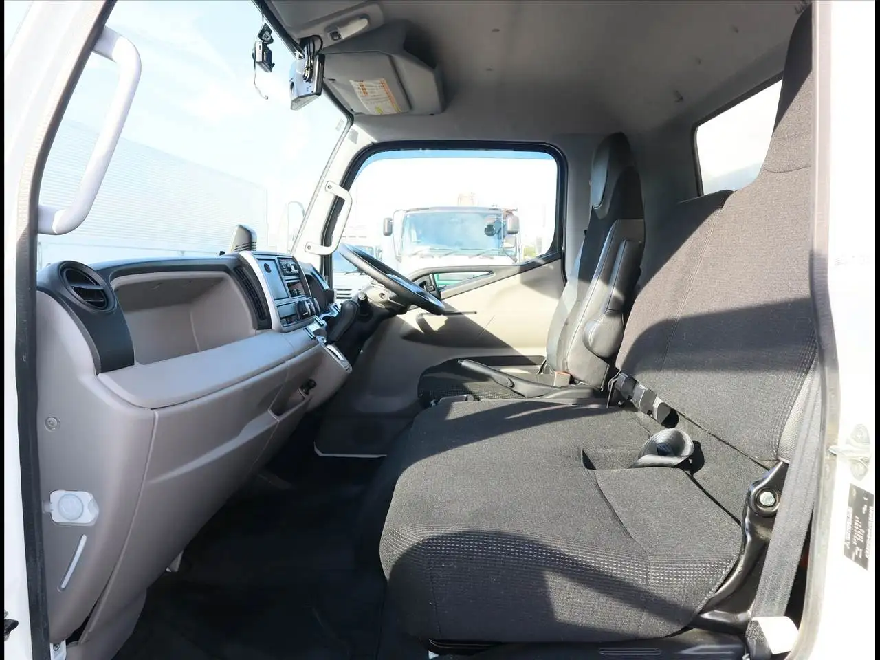 日産 アトラス 小型 ウイング 2RG-FEB8W R2の中古トラック画像12