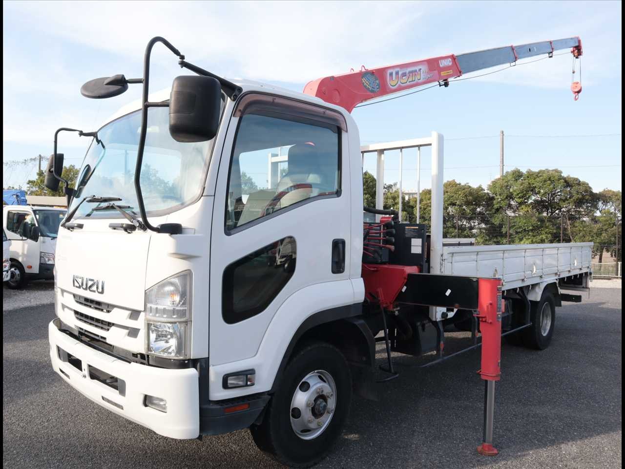 いすゞ フォワード 中型/増トン クレーン付 標準