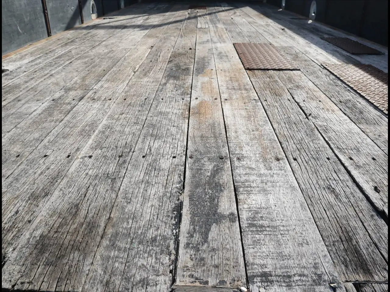 いすゞ フォワード 中型/増トン クレーン付 4段 ラジコンの中古トラック画像8