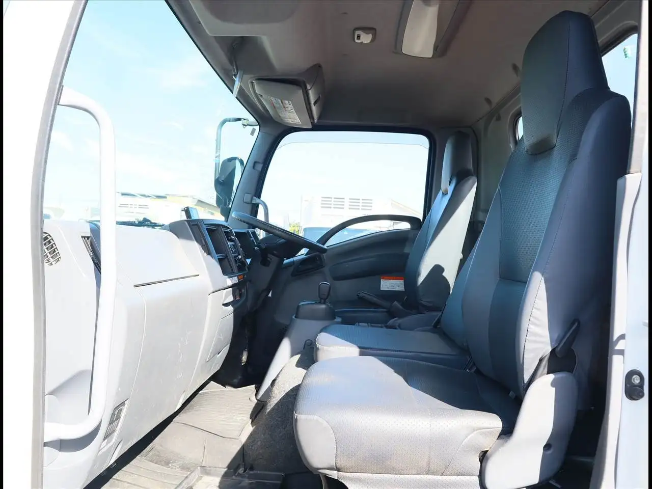 いすゞ フォワード 中型/増トン クレーン付 4段 ラジコンの中古トラック画像12